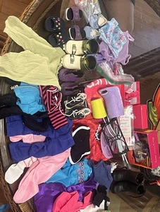18 Zoll Puppenkleidung und Zubehör gemischtes Set mit Etikett American Girl, OG, ++ - Bild 1 von 9