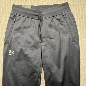 Under Armour Joggers Mens Medium Black Loose Sport NWT - Picture 1 of 10