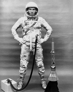 Astronaut Wally' Schirra 30x44 Space Photo NASA Hand Numbered Ltd. Edition - Bild 1 von 1