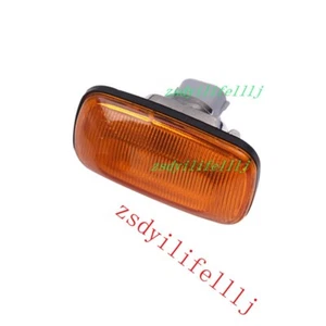 1x For Toyota FJ Cruiser 2007-2017 Front Right Side Fender Yellow Light Cover - Bild 1 von 1