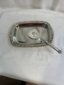 Vintage 1881 Rogers Oneida argenteria set 2 pezzi mirtillo rosso con scatola originale made in USA - Foto 1 di 6