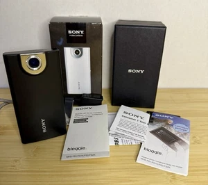 SONY Bloggie Mobile HD Snap Camera MHS-FS1 With Box & Inserts GOOD Condition - Picture 1 of 9