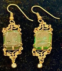 Green Intaglio Cameo Glass Dangle Earrings Gold Tone Filigree Victorian Revival - Picture 1 of 5