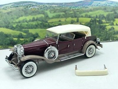Franklin Mint 1930 Duesenberg J Derham Tourster Roadster B11KF07 Burgundy 1:24 - Image 1 of 4