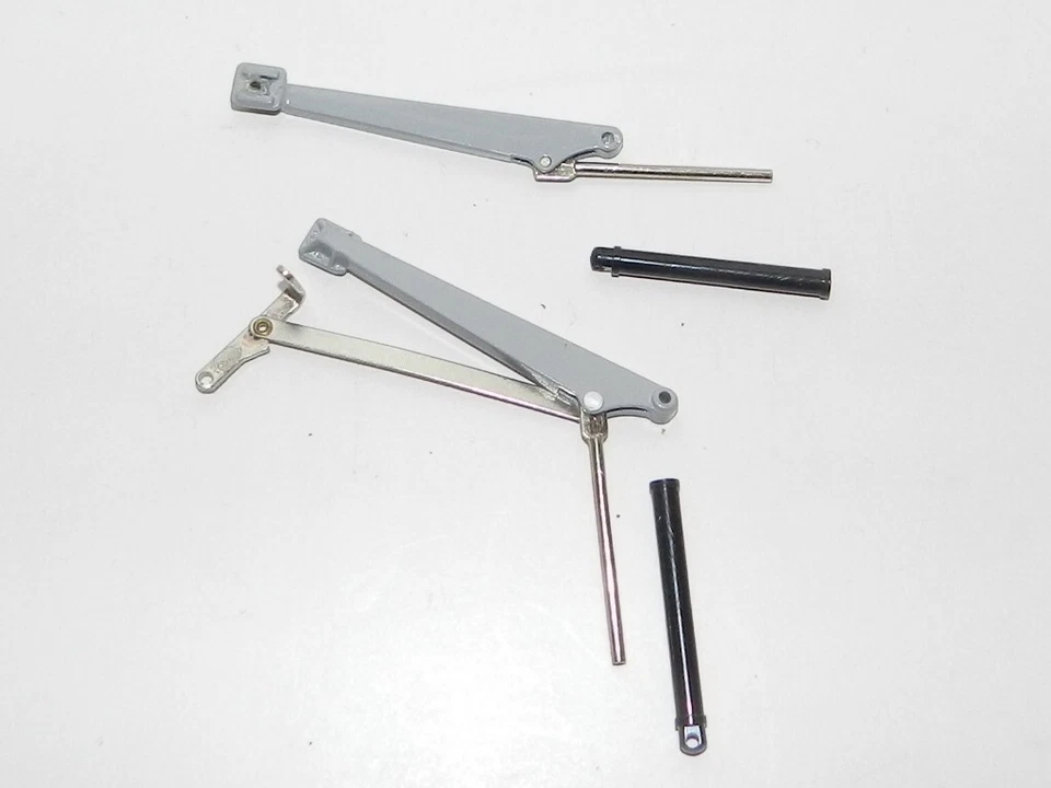 DINKY TOYS 805 38A UNIC citerne Primagaz potence levier  en superbe état - Photo 1/1