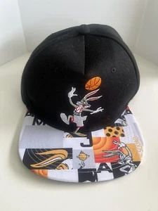 NUEVO Space Jam Tune Squad Bugs Bunny Baloncesto Snapback Sombrero Béisbol - Imagen 1 de 6