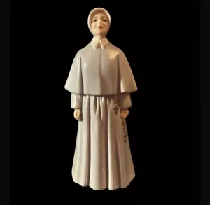 Unica statuina vintage in porcellana suora, 1958 - Foto 1 di 4