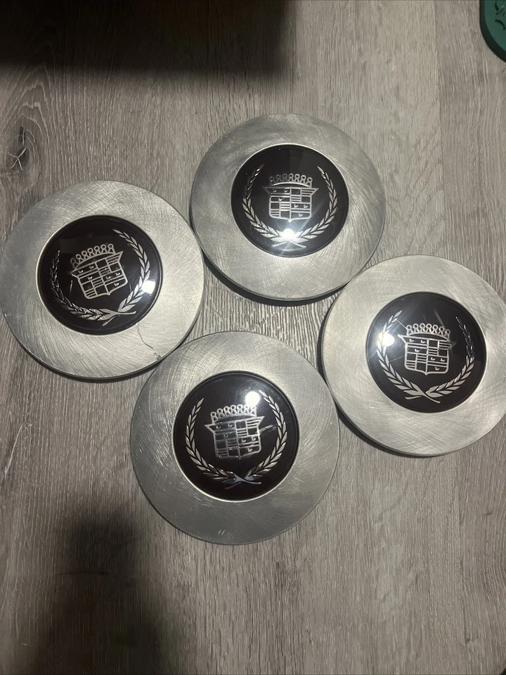(4) Tapa central de llanta de aleación fundida Cadillac 7" 1985-1989 Emblem DeVille, Fleetwood Foto 1 de 4