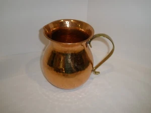 Brocca vintage in rame martellato manico ottone teleflora made in India alta 6" - Foto 1 di 5