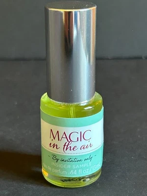 Bath & Body Works Magic in the Air Eau de Parfum Eau de Parfum 0,44 fl oz spray tamanho viagem - Imagem 1 de 4