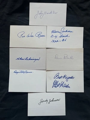 signed lot of 8 hall of fame Index cards including Pee-wee Reese & 7 others - Image 1 of 4