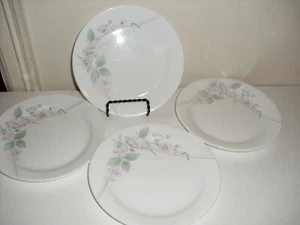 4 Corelle Veranda Pink Flowers Green Leaves 7 1/4" Plates - Picture 1 of 4