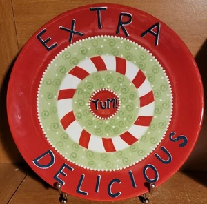 Lorrie Veasey Our Name is Mud EXTRA DELICIOUS Dinner plate / Platter, 11", New - Picture 1 of 6