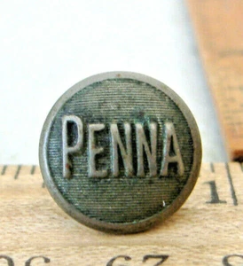 PENNA ~ KLEINER PENNSYLVANIA EISENBAHNKNOPF ~ SCOVILL MF'G CO. ~ B - Bild 1 von 5
