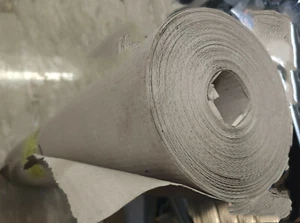 ROTOLO DI CARTONE ONDULATO COPERTURA PAVIMENTI IMBALLAGGIO TINTEGGIATURA - Foto 1 di 1