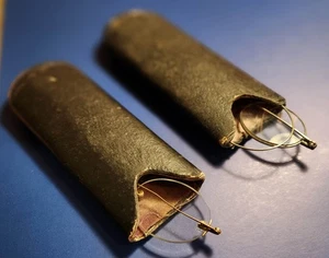 ZWEI Paar antike BRILLEN & ETUI guter Zustand ein Must Have aus Sammlung! - Bild 1 von 9