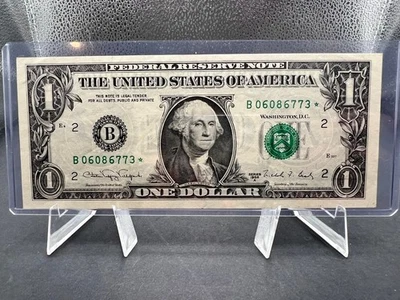 1988 USA $1 TREASURY REPLACEMENT NOTES  X 2 SN # B06086773** & F03071944* - Image 1 of 4