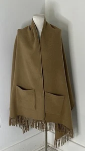 Burberry Wool Cashmere Shawl With Pockets Novacheck Interior - Picture 1 of 6