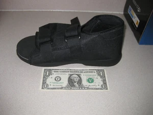 DeRoyal Post Op Single Walking Shoe Open Toe Boot Womens L Black Ortho - Picture 1 of 5