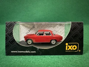 ALFA ROMEO GIULIETTA BERLINA 1956 IXO VINTAGE DIE CAST MODELLINO MACCHINA 1:43 - Foto 1 di 4