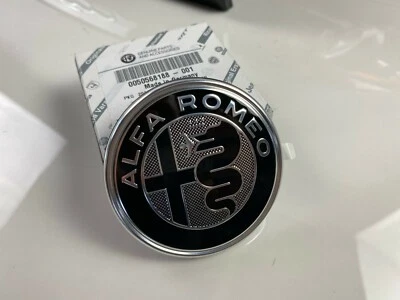 NUEVO&ORIG Alfa Romeo Giulia GTA GTAm emblema trasero insignia logotipo negro/plateado Stelvi Foto 1 de 4