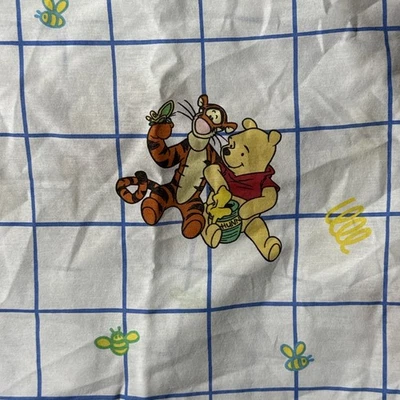 Disney Winnie the Pooh Kids TWIN Bed Sheet Set Tigger VTG 1998 3 Pillow Cases - Image 1 of 4