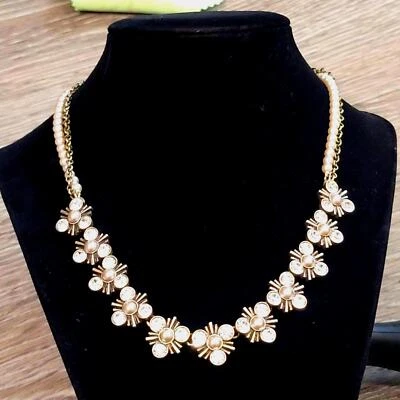 Collar llamativo Loft blanco y champán perlas y diamantes de imitación 18 pulgadas Foto 1 de 4