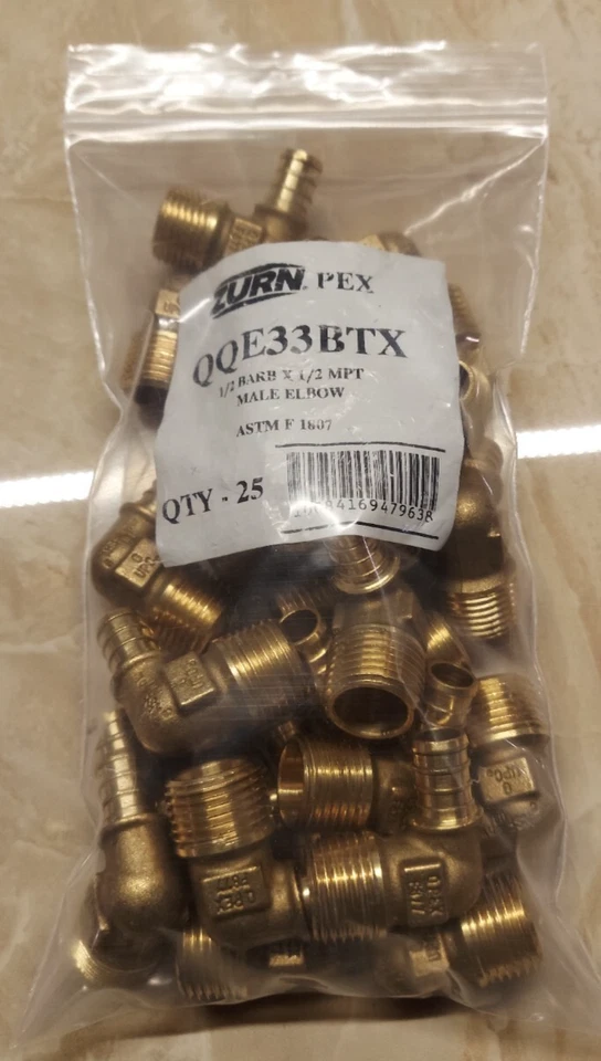 Zurn PEX QQE33BTX - 1/2" Barb to 1/2" MPT Male Elbow - Bag of 25 - Image 1 of 1