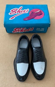 Miniature Vintage Plastic Toy Men's Dress Shoes in Original Box / Hong Kong - Picture 1 of 7