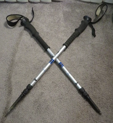 Bastones de trekking Komperdell REI ultra ligeros con bloqueo telescópico Austria Foto 1 de 4