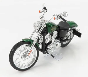 1/12 MAISTO - HARLEY DAVIDSON - XL 1200V SEVENTY-TWO 2013 32335G - Foto 1 di 1