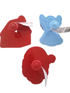 Cortador de galletas de Navidad Celebrate It estampado plástico casa de Papá Noel 3 piezas nuevo - Imagen 1 de 13
