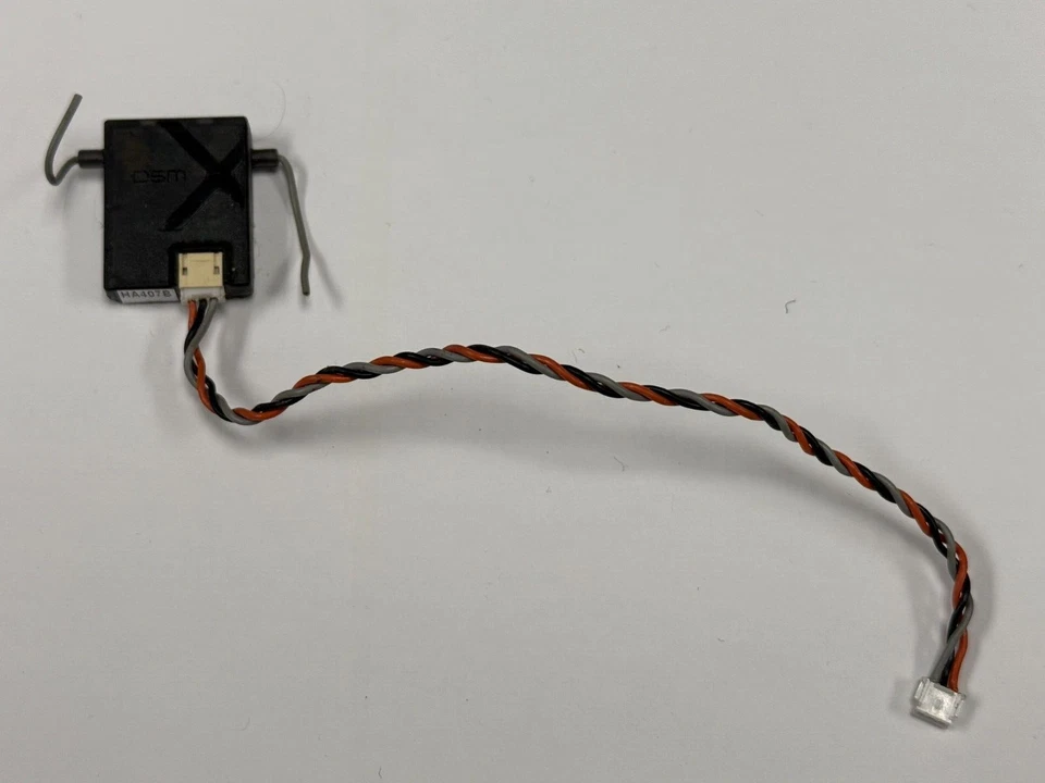 Spektrum DSMX 2.4ghz Remote Receiver Satellite RX SPM9645 : AR8000 8000 - Image 1 of 1