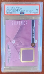 2023 Autografi Storici VOLO William Shatner cartolina maglietta /10 PSA 7 Canary - Foto 1 di 2