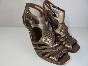 STEVE MADDEN - Size 8.5 M Strappy Leather Heel - Gold - Picture 1 of 4