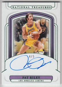 2024-25 Panini National Treasures Pat Riley Green Signatures Emerald Auto 4/5 - Picture 1 of 2