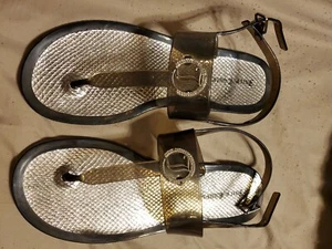 Juicy Couture Womens 7-8 Sandals Flip Flops Thong Strap Buckle Black Grey Jelly - Picture 1 of 4