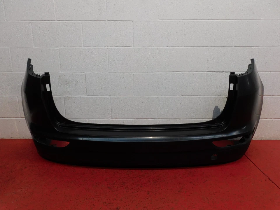 2017 2018 2019 KIA SPORTAGE REAR BUMPER COVER OEM WITH SENSOR HOLES Foto 1 de 4