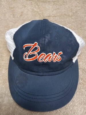 Женская бейсболка CHICAGO BEAR SCRIPT от Reebok ОДЕЖДА КОМАНДЫ НФЛ  - Изображение 1 из 4