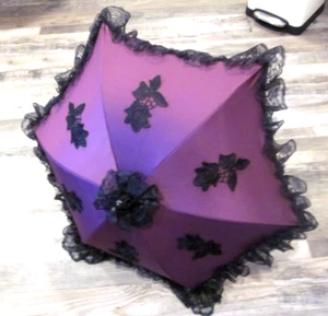 M' Lady's Purple & Black Rose Lace Trim Parasol Bridal Wedding Victorian. EUC - Imagen 1 de 4