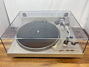 Technics Panasonic SL-1950 Stereo Turntable Excellent Working Condition PRISTINE - Picture 1 of 19