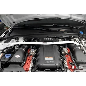 Soporte de torre de barra de puntal delantero Ultra Racing Fit Audi RS 5 (8T) 4.2 2010-2015 (4x4) - Imagen 1 de 10