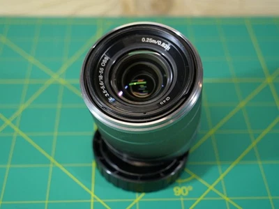 Lente Sony SEL1855 E-mount 18-55 mm F3,5-5,6 OSS para Sony E Mount NEX feo Foto 1 de 4