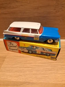 CORGI 443 PLYMOUTH U.S. MAIL  WAGON BOXED - Picture 1 of 7
