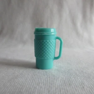 NUEVO Barbie Princesa Aventura Muñeca Turquesa Caliente Taza de Café Accesorio 4 Diorama - Imagen 1 de 4