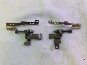 ASUS X553S - SCREEN HINGE/LID SUPPORTS  - B536 - Picture 1 of 3