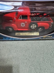 Mira by Solido 1953 Chevrolet Texaco Tow Truck 1:18 Scale - Picture 1 of 5