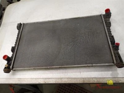 2009 Ford Flex Radiator Foto 1 de 4