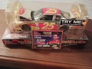 Racing Champions Jerry Nadeau #25 UAW Chase the Race 2001 Chrome NASCAR - Picture 1 of 3