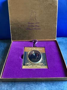 1999 The White House Historical Association Christmas Ornament & Box - Lot #J302 - Picture 1 of 1